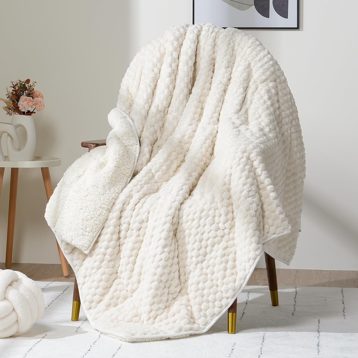 Wemore Fleece Weighted Blanket for Adults (60″ x 80″ 15lbs, Cream White), Dual Sided Cozy Soft Sherpa Heavy Blanket with 3D Imitation Turtle Shell Warm Jacquard Flannel for Couch and Bed