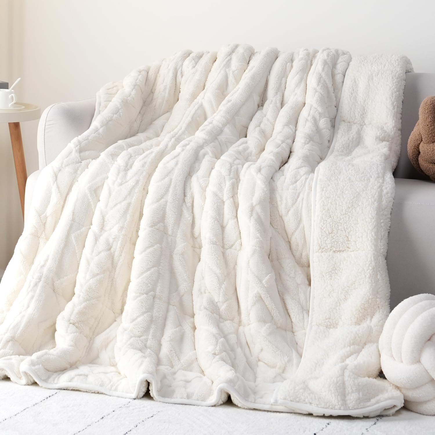 Cottonblue Jacquard Weighted Blanket 15lbs for Adults Queen Size, Ultra Soft Cozy Comfort Sherpa Blanket for Relax and Sleep, Heavy Bed Blankets with Glass Beads, 60×80 Inches, Cream White
